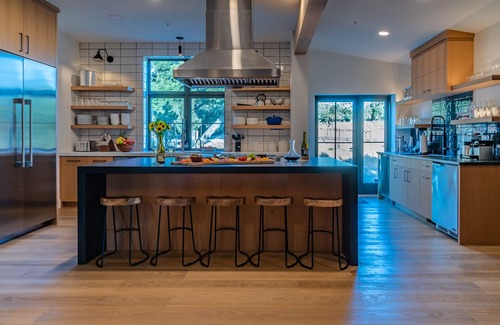 Templeton House | Garden House at Oak & Vine-Epitome of Country Living with Luxurious Comforts!