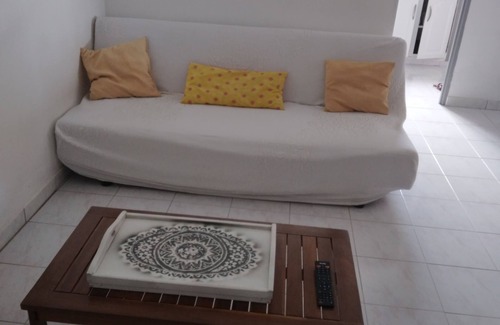 Riviere-Salee Apartment | Garden level villa-salt river