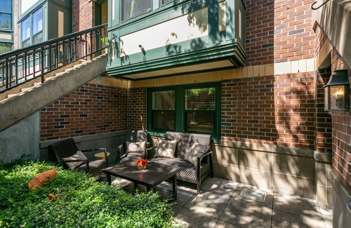 Orenco Station Apartment | Garden Patio Suite