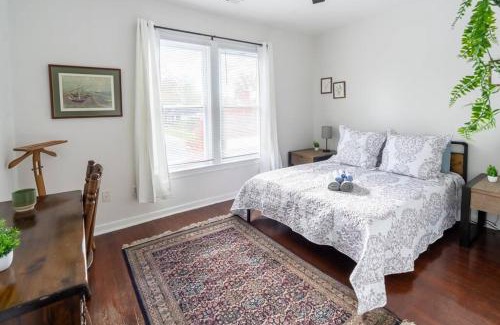 Woodland Heights Apartment | Garden Penthouse in RVA! 3 Bedroom, 3 Bath!