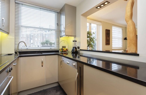 Little Venice Apartment | Garden Square Serenity, by Veeve