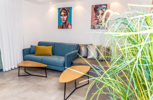 Eilat Apartment | Garden Suite & Pool