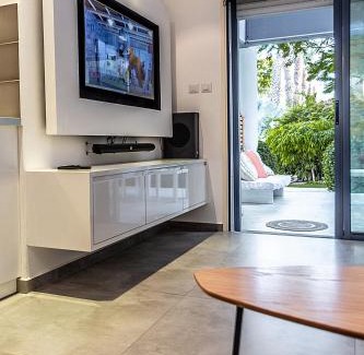 Eilat Apartment | Garden Suite & Pool