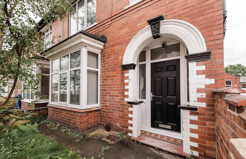 Doncaster House | Garden View Double Room