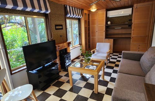 Modbury House | Garden View - Entire two Bedroom Unit