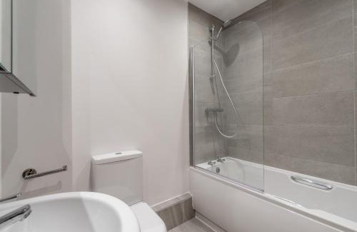 York Apartment | Garden View