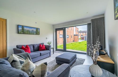 York Apartment | Garden View
