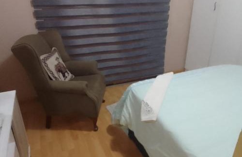 Greater Johannesburg Metropolitan Area House | Garden View Guesthouse Fleurhof
