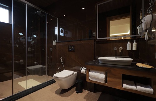 BHEL Township Hotel | Garden View Hotel And Spa