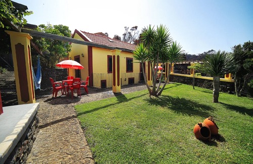 Ponta do Pargo Cottage | Garden View Studio