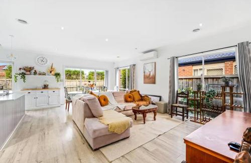 Officer Bed & Breakfast | Gardenia Serenity & Wellness Retreat