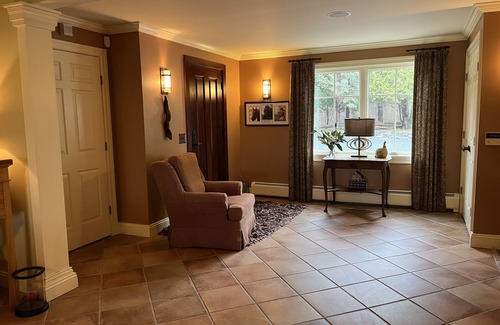 Charlotte Apartment | Gardner Residence and Gardens