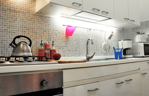 Naples City Centre Apartment | Garibaldi Holiday House