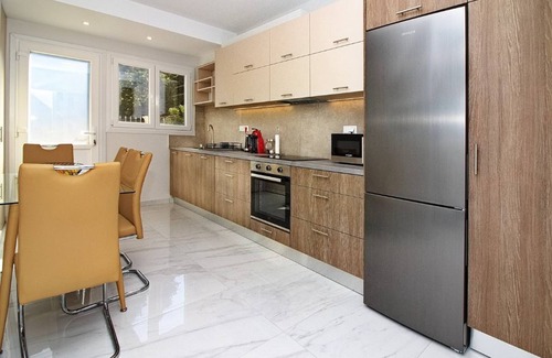 Corfu Town Apartment | Garitsa Gem Suite - a stunning two-story house