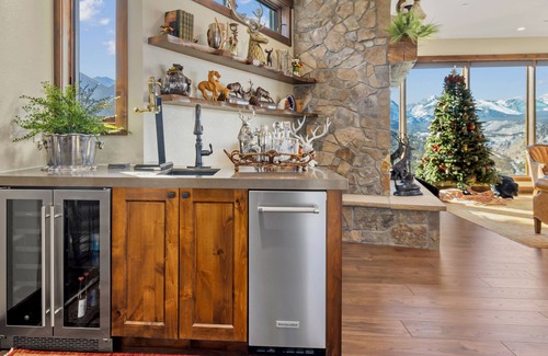 Windcliff Estates House | Garland's Alpine Lodge Luxury Vacation Rental at Windcliff