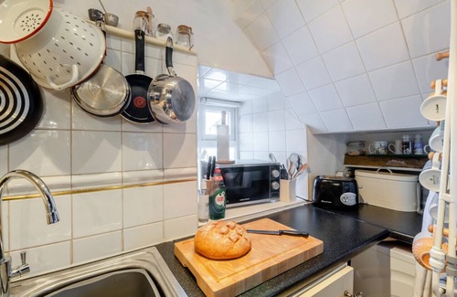 Hawes House | Garris Cottage - Two Bedroom House, Sleeps 3