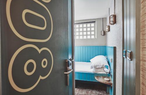 Fort William Hotel | Garrison Cells