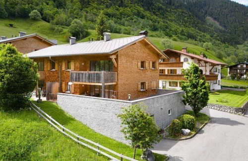Brand Apartment | Gartenappartment Füchsle by A-Appartments - apartment/apartment, bathroom, WC,
