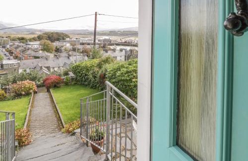 Borth-y-Gest House | Garth Craig