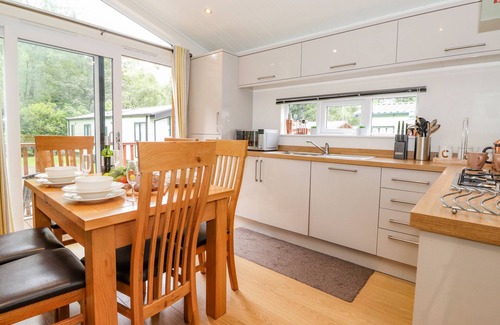 Troutbeck Bridge Cottage | GARUDA, pet friendly, character holiday cottage in Windermere