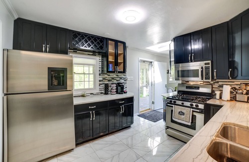 Miller Beach Cottage | Gary Cottage w/Outdoor Dining Areas - Near Beach!