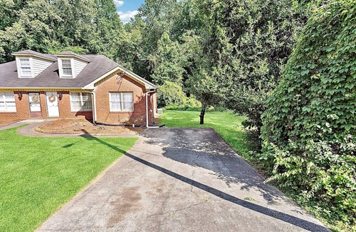 Norcross House | GA’s Peaches - Where Modern Meets Southern Comfort