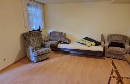 Bad Alexandersbad Ski Chalet | GASTARBEITER Wohnungen