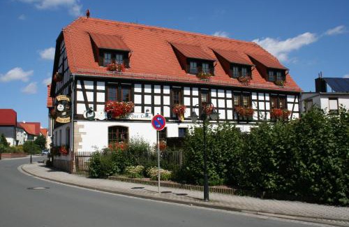 Hermsdorf Hotel | Gasthaus & Hotel Zur Linde