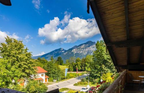 Gmain House | Gasthof Bauerngirgl