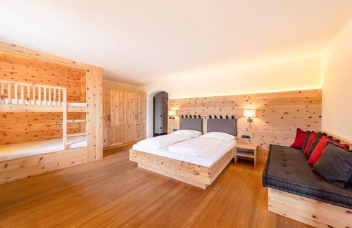 Lajen Hotel | Gasthof Zur Sonne