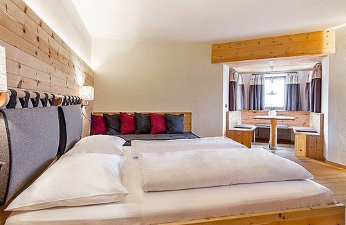 Lajen Hotel | Gasthof Zur Sonne