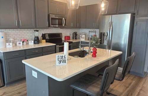 Dunean Apartment | Gated 2BR in Greenville w/Vibes