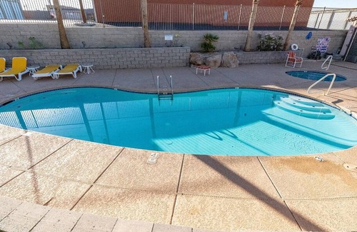 Lake Havasu City Condo | Gated Community, Pool, Club House, 2 bdrm/2 bath