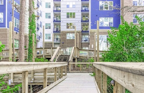Durham Apartment | Gated Community Close to Everything