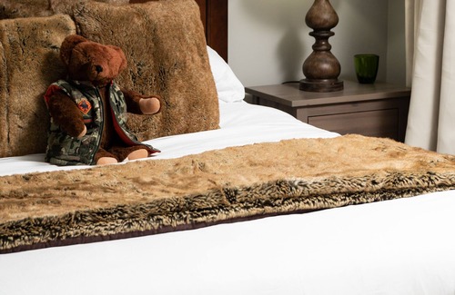 Avoca Condo | Gated Community Condo among the trees at Lake Monroe, Bloomington, IN