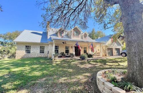 Bastrop Villa | Gated Estate Escape! Three BR
