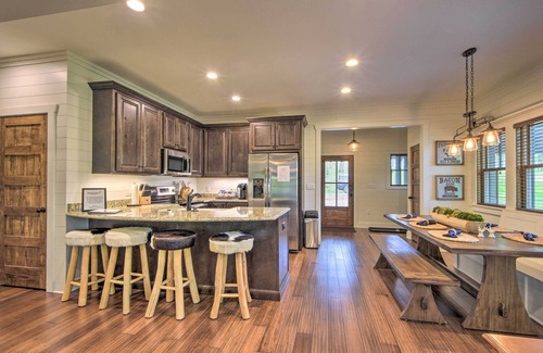 Glenville Cottage | Gated Glenville Cottage: Hike, Fish, & Golf!