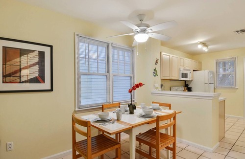 Key West House | Gated Golf Community w/Pool, Prime Location Mins to Old Town | Long-Term Stays