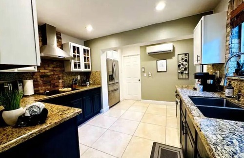 Northeast Coconut Grove House | Gated Home near Brickell - Sleeps 10!