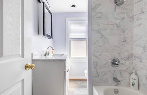 North Buffalo House | Gates Circle 2 Bedroom Newly Renovated Haven