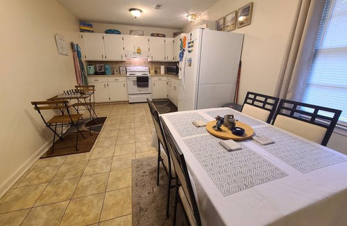 Coastal South Carolina House | Gateway to Myrtle Beach and the closest rental to Coastal Carolina University!