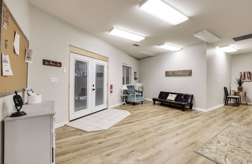Springville Apartment | Gateway to Sequoia National Park, Golf, Springville