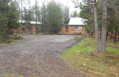 Island Park Cabin | Gateway To Yellowstone Park And Outdoor Adventure. FREE internet and cleaning.