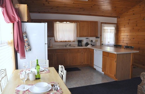 Gatlinburg Cabin | Gatlinburg Cabin Rentals - 1 Bedroom, Sleeps 4, Private, Romantic