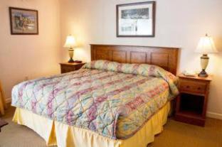 Gatlinburg Resort | Gatlinburg Town Square