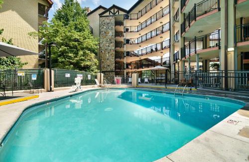 Gatlinburg Resort | Gatlinburg Town Square