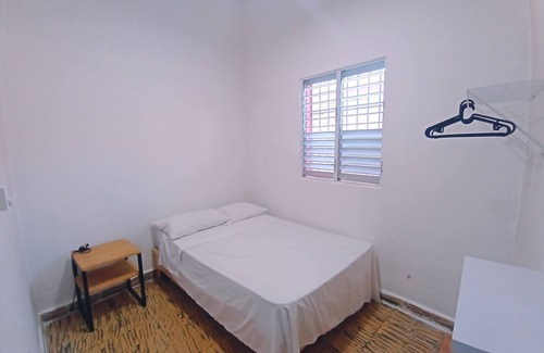 San Anton House | Gato Colonial The most affordable Hostel in Zona Colonial