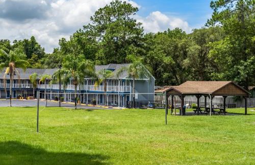 Gainesville Hotel | GatorTown Inn