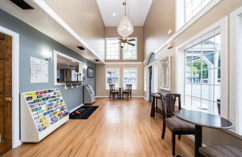 Gainesville Hotel | GatorTown Inn