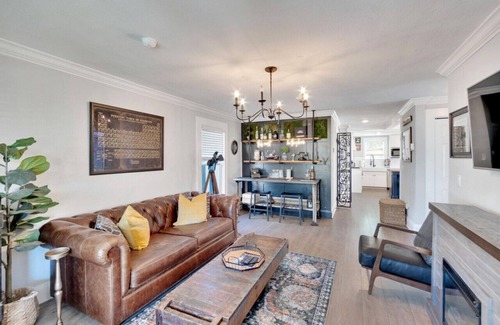 Tampa Heights Apartment | Gatsby Villa: Pool, Game Room, Near Downtown Tampa